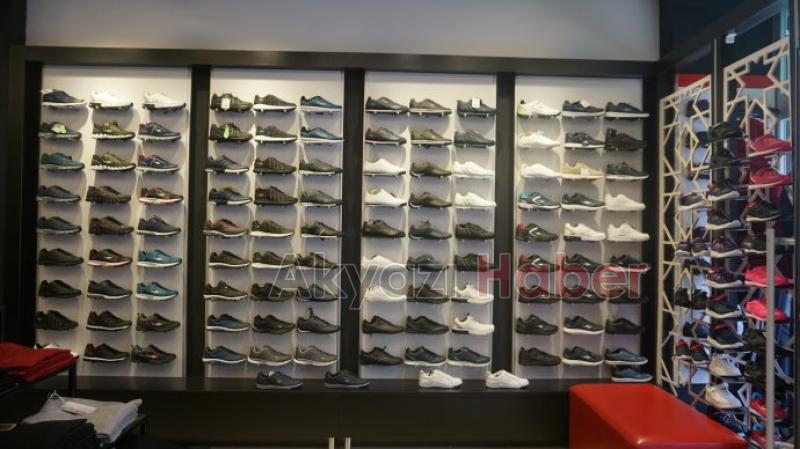 Lescon ve Madammoda Mağazaları Açıldı