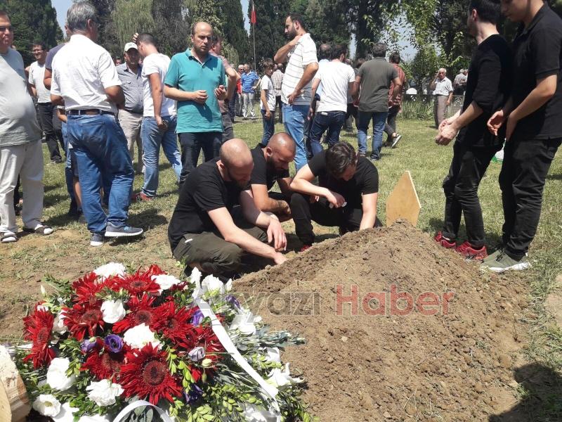 Bünyamin Azizoğlu Defnedildi