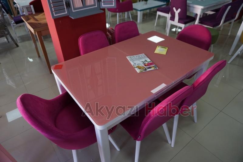 Buyrun Sizi Masaya Alalım