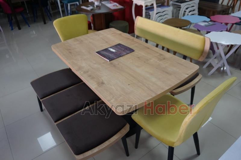 Buyrun Sizi Masaya Alalım