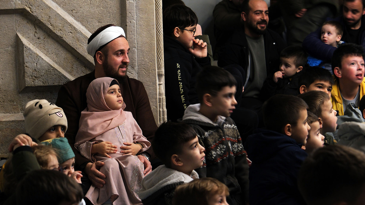 Büyükşehir 16 ilçede 6 bin çocuğu Ramazan sevinciyle buluşturdu