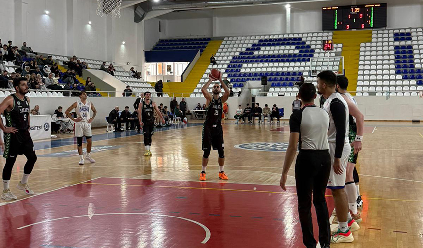 Büyükşehir Basket İzmir’de 13'de 13 yaptı