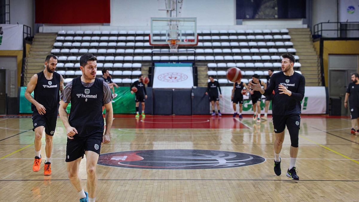 Büyükşehir Basketbol play-off hazırlıklarını sürdürüyor