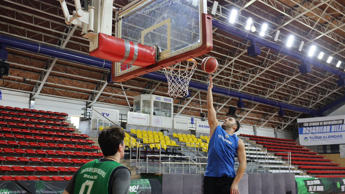 Büyükşehir Basketbol play-off hazırlıklarını sürdürüyor