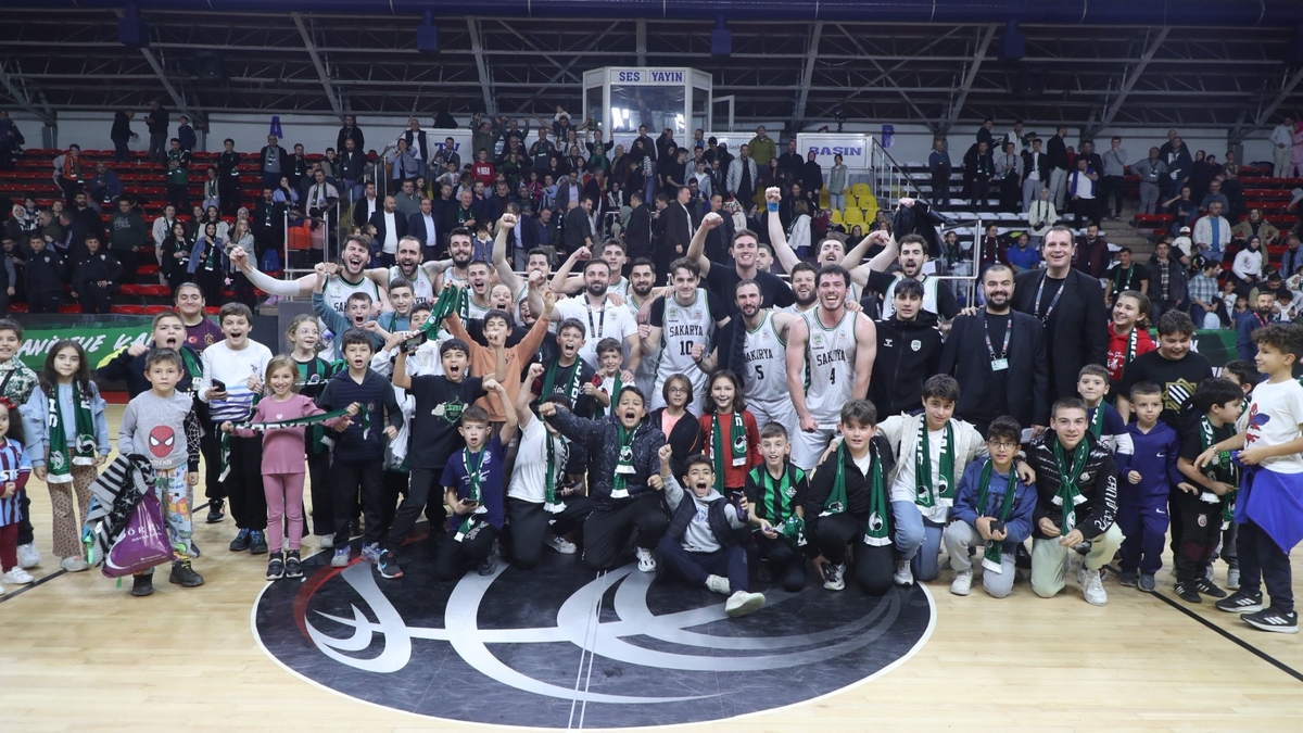 Büyükşehir basketbol tutulamıyor