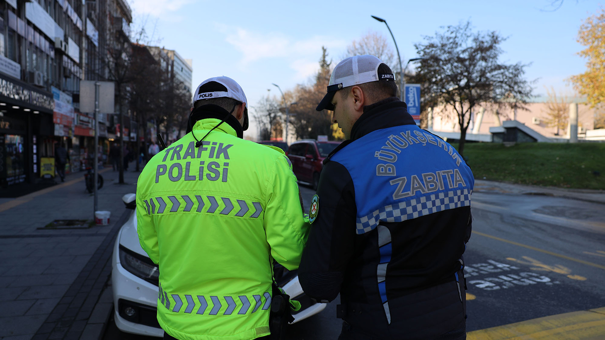 Büyükşehir ve Emniyet’ten Engelliler Günü’nde denetim