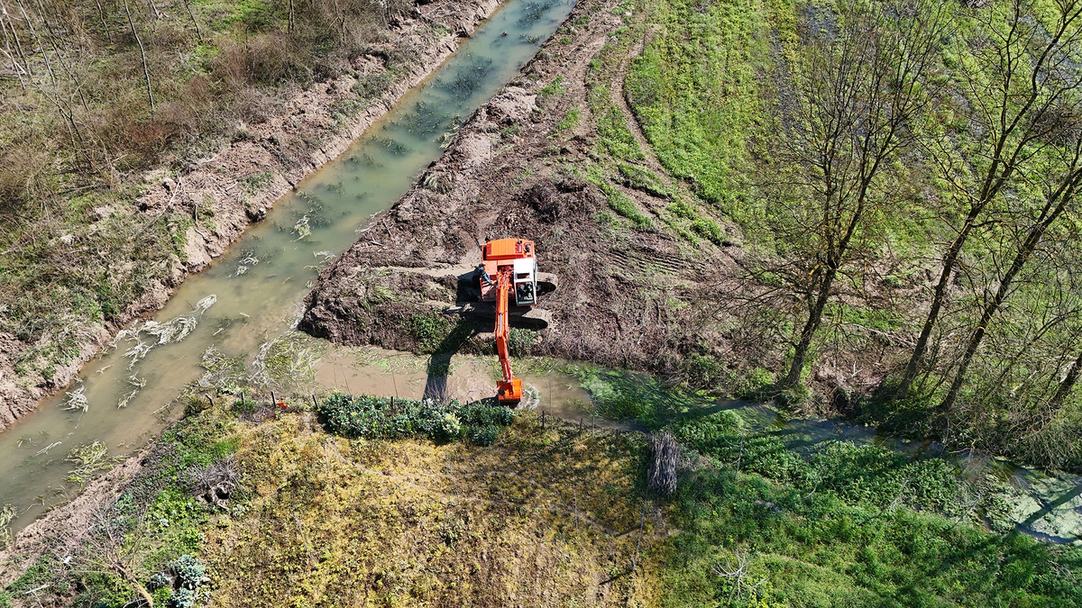 Büyükşehirden 16 ilçede kapsamlı drenaj ve kanal temizliği