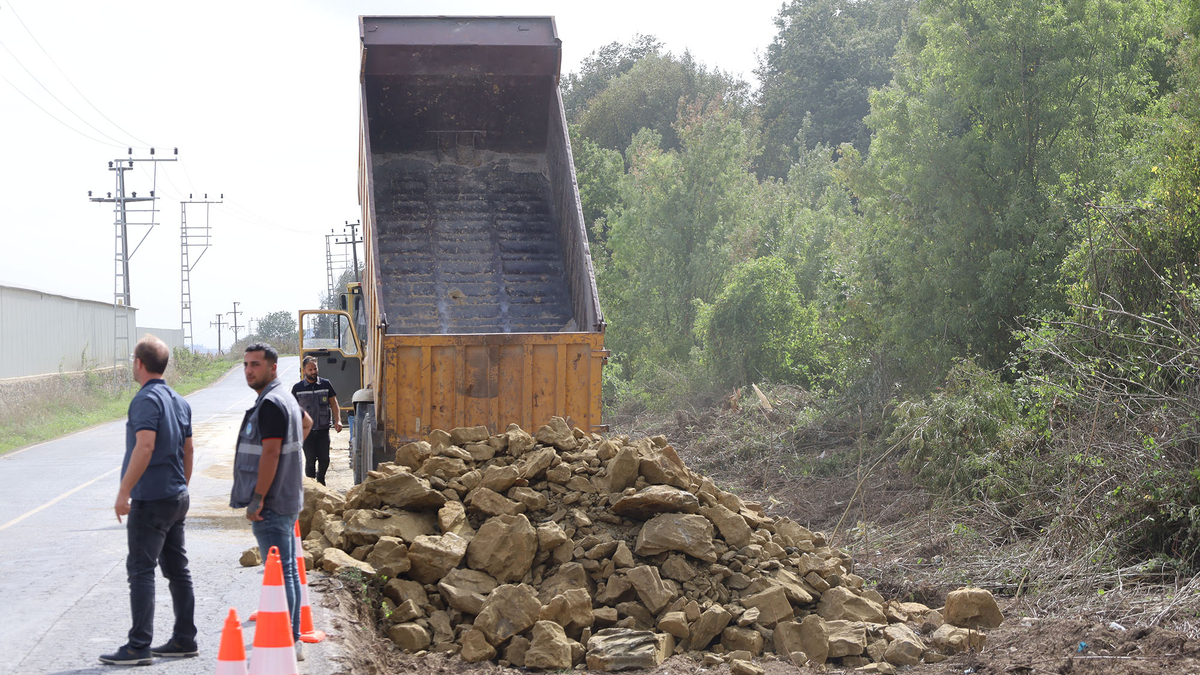 Büyükşehir’den 20 mahalle için yol hamlesi