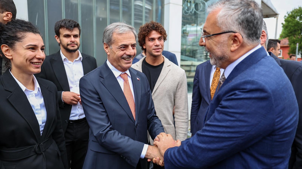 Çalışma ve Sosyal Güvenlik Bakanı Sakarya'ya geldi