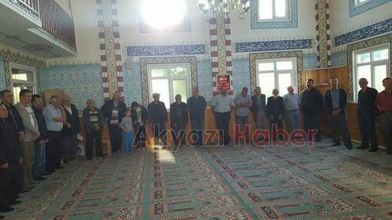 CAMİ CEMAATİ BAYRAM KAHVALTISI YAPTI