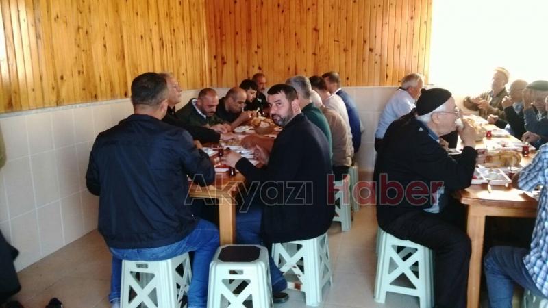 CAMİ CEMAATİ BAYRAM KAHVALTISI YAPTI