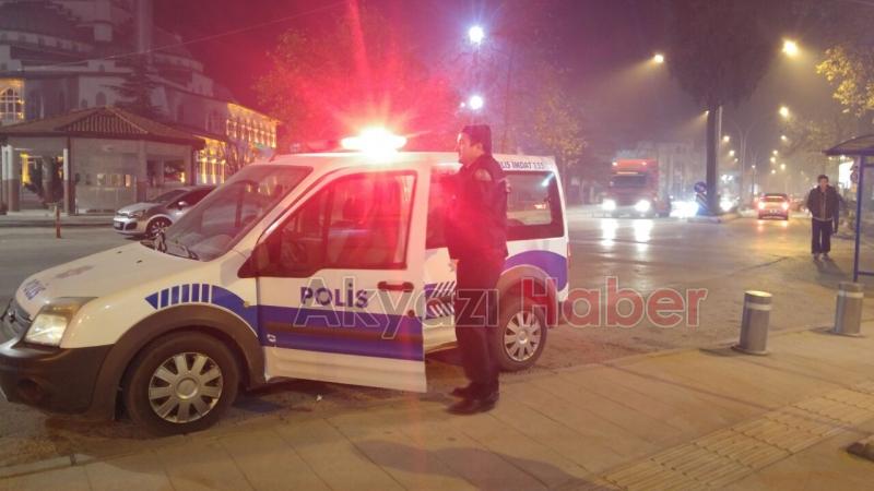 Çarşı İçinde Şüpheli Çanta Paniğe Neden Oldu