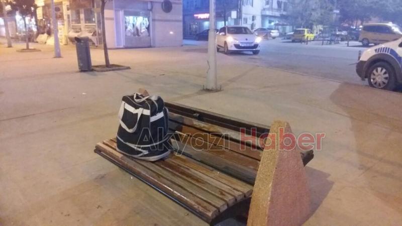 Çarşı İçinde Şüpheli Çanta Paniğe Neden Oldu