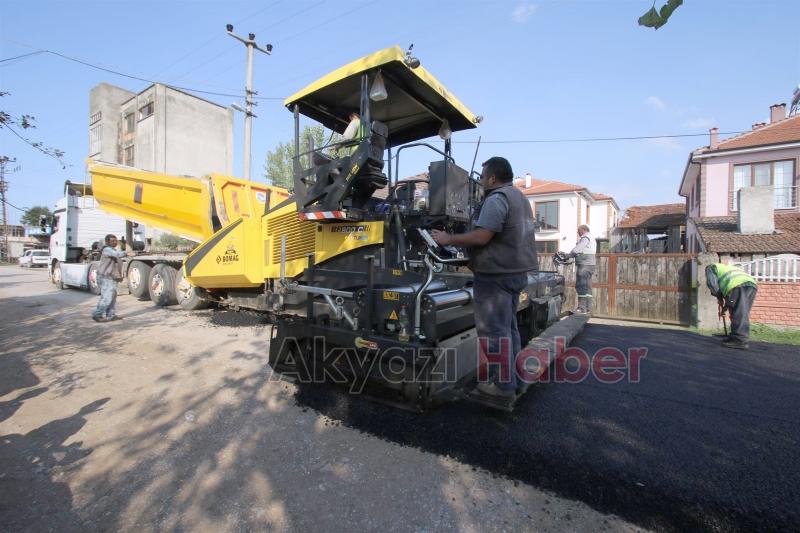 Çatalköprüde Sıcak Asfalt Serimi Sürüyor