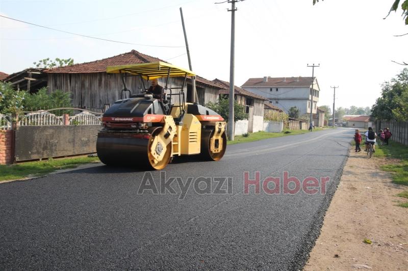 Çatalköprüde Sıcak Asfalt Serimi Sürüyor
