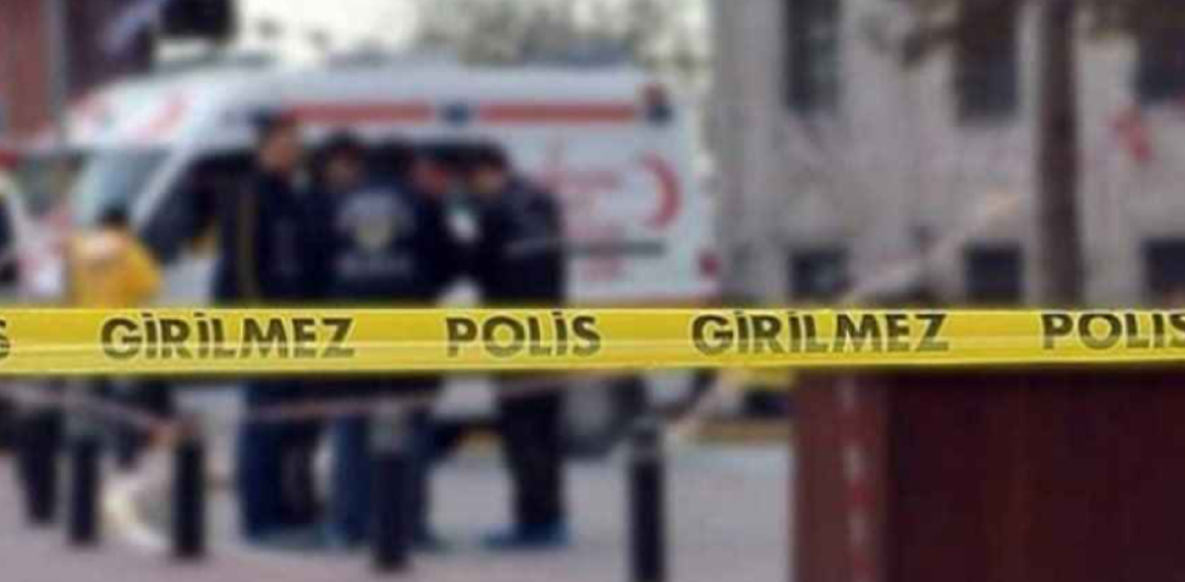 Çatıda oğlunun cesedini buldu