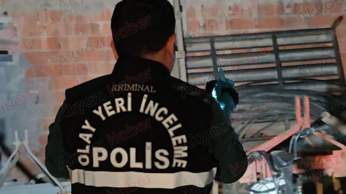 Çatıdan düşen yaşlı adam ağır yaralandı