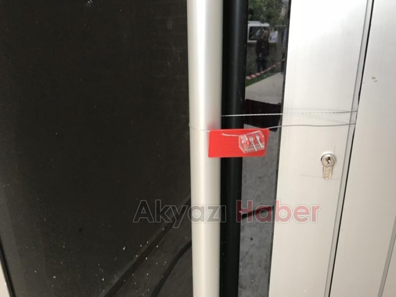 Çatlaklar oluşan bina boşaltıldı