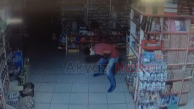 Çelik Kasayı Çalan Hırsızlar Güvenlik Kameralarına Böyle Yansıdı