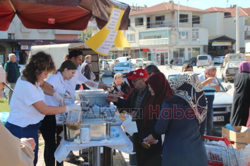 Çetinkaya AVM  Halka 5000 Kişilik Aşure Dağıttı