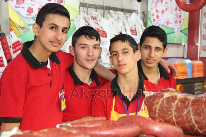 Çetinkaya Market 17. Yılını Kutladı.