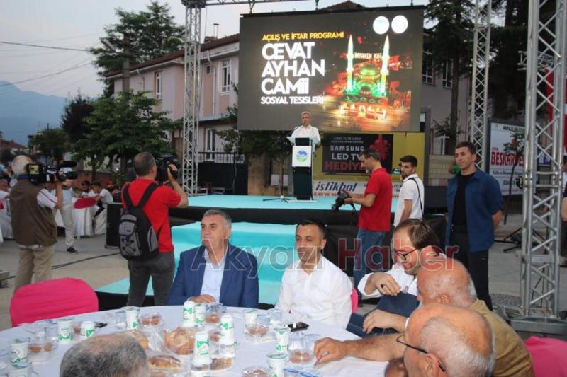 Cevat Ayhan Camii  Sosyal Tesisleri iftar Programıyla Birlikte Açıldı