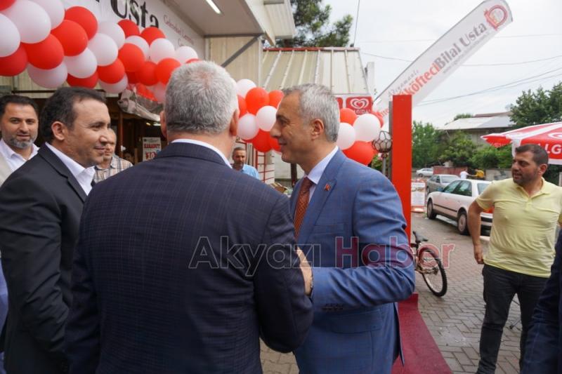 Çiğköfteci Bilal Usta Üçüncü Yılını Kutladı