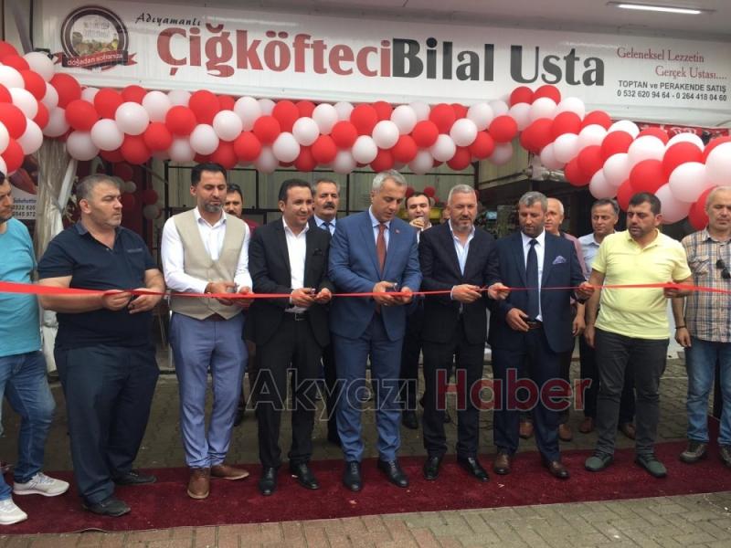 Çiğköfteci Bilal Usta Üçüncü Yılını Kutladı