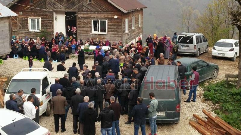 Cihan Acar Defnedildi