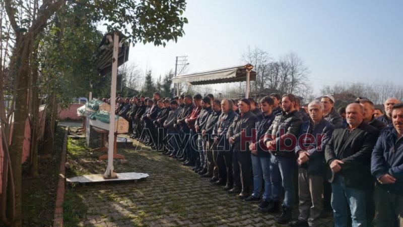  Cinayet kurbanı anne ve iki oğluna Acı veda
