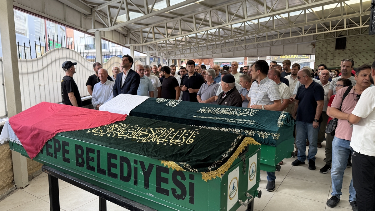 Cinayete kurban giden abla ve kardeşe acı veda