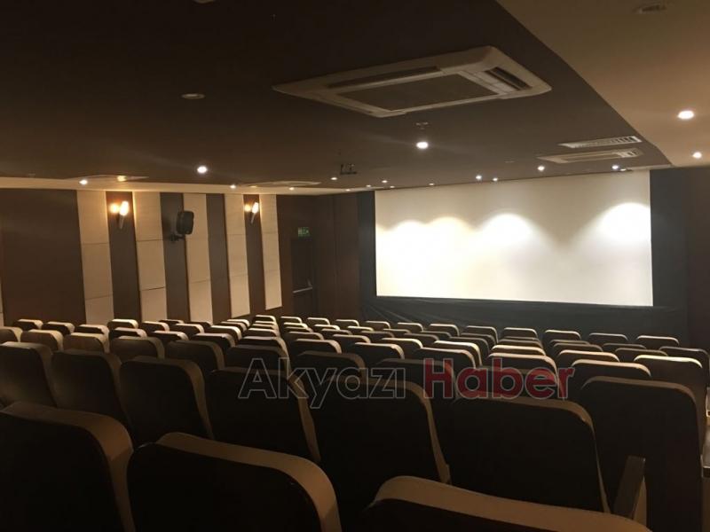 Cinemaxx Venüs Akyazı 3 Mart ta Reis Filmiyle açılıyor