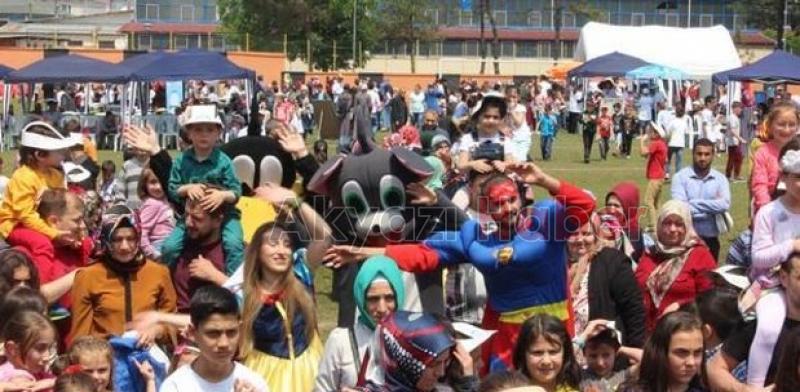 Çocuk Şenliğinde Çocuklar Gün Boyu Eğlendi