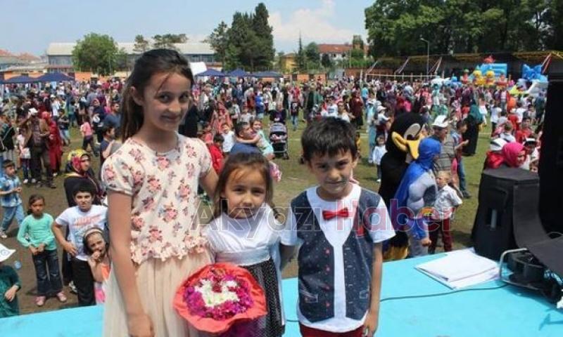 Çocuk Şenliğinde Çocuklar Gün Boyu Eğlendi