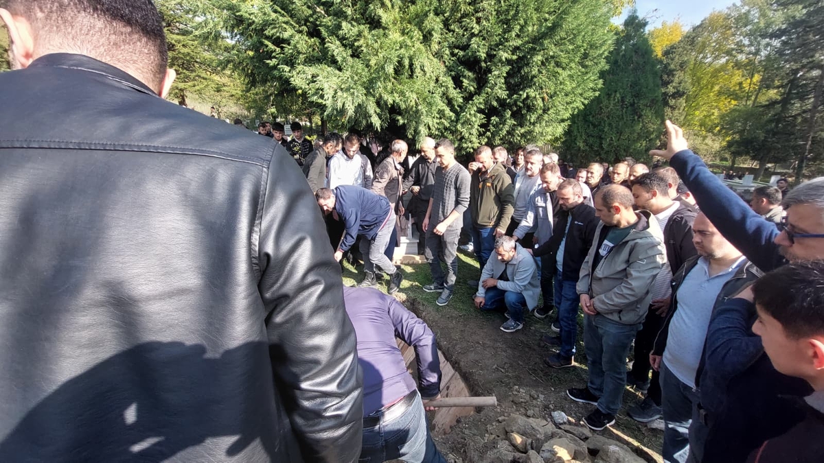 Çocuk sürücünün hayattan kopardığı 2 yaşındaki Eslem toprağa verildi