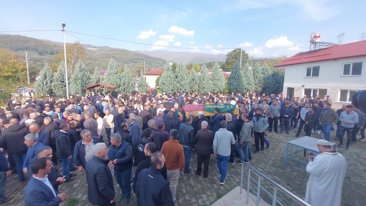 Çocuk sürücünün hayattan kopardığı 2 yaşındaki Eslem toprağa verildi