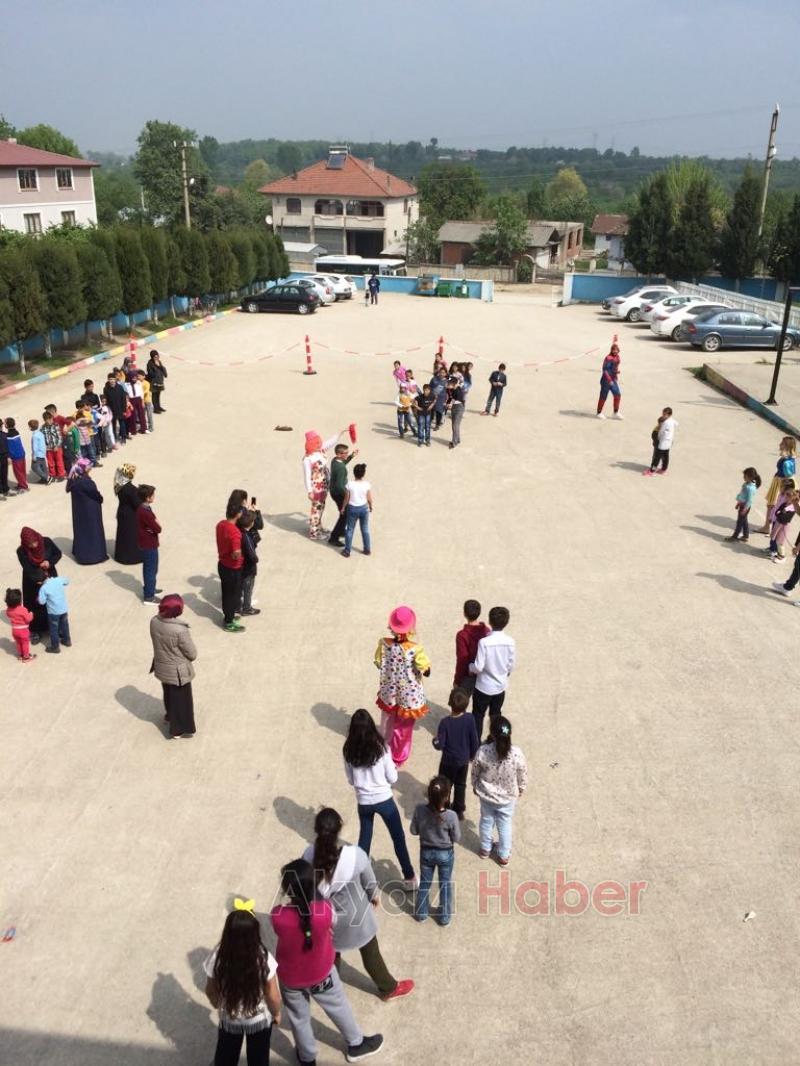 Çocuklar Gönüllerince Eğlendi