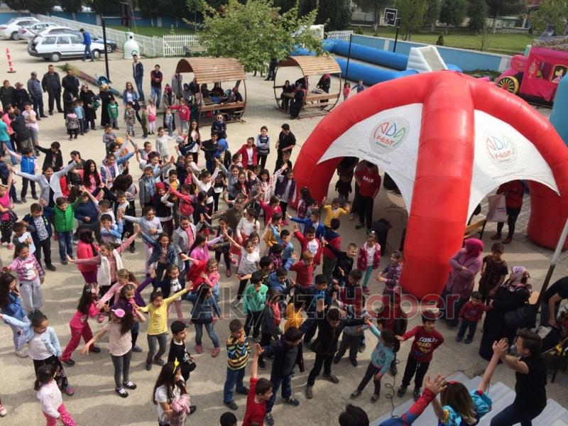 Çocuklar Gönüllerince Eğlendi