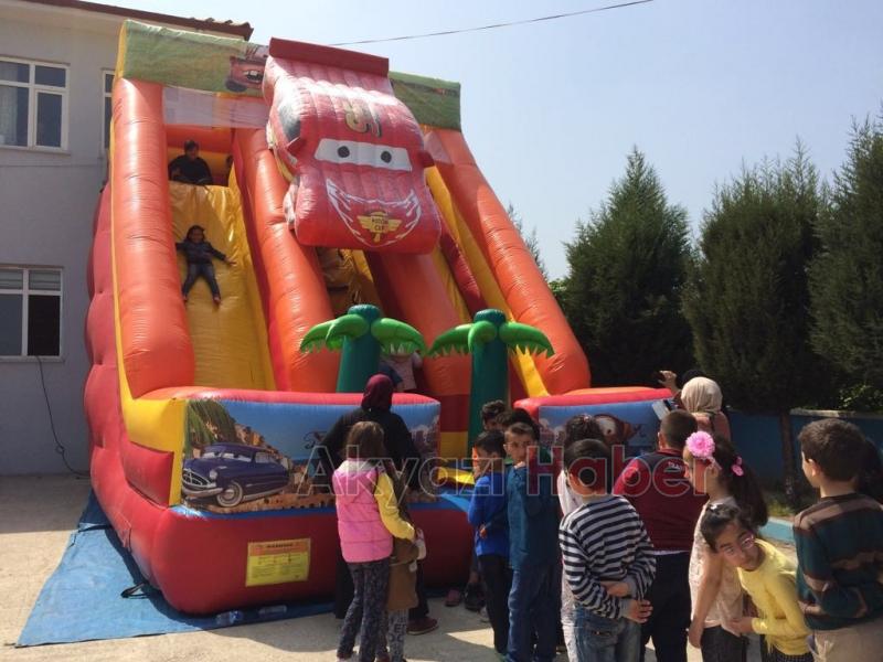 Çocuklar Gönüllerince Eğlendi