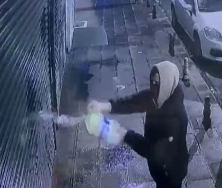 Çocukları hücre evlerine yerleştirip tehdit eylemlerinde kullanmışlar