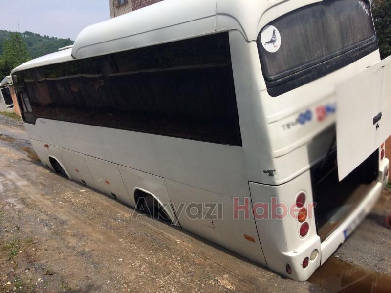 Çöken Yolda Mahsur Kaldılar