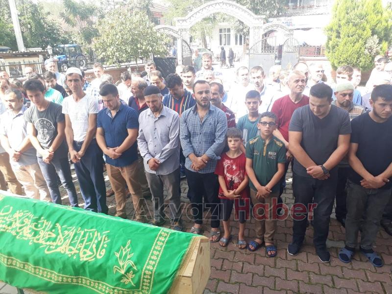 Çoşkun Dede Toprağa Verildi