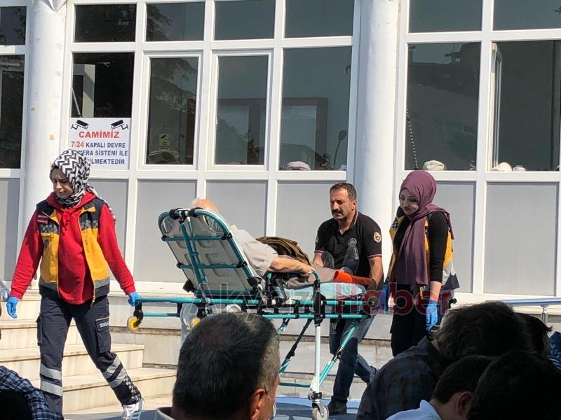 Cuma namazında fenalaştı