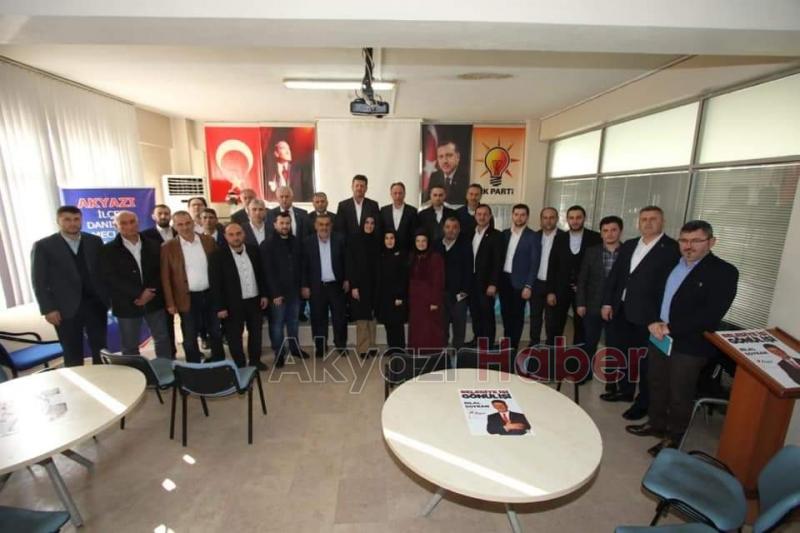 Cumhur İttifakı adayları Akyazıda istişare toplantısı yaptı