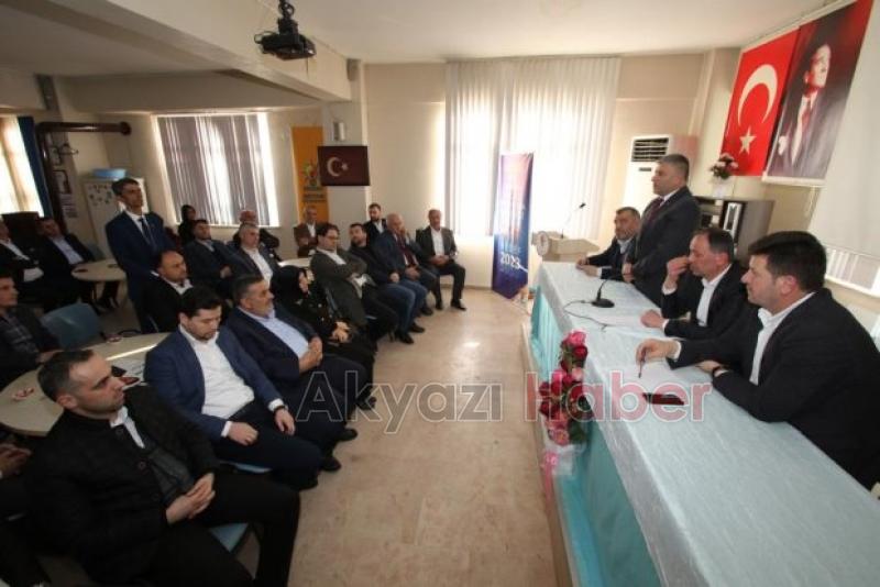 Cumhur İttifakı adayları Akyazıda istişare toplantısı yaptı