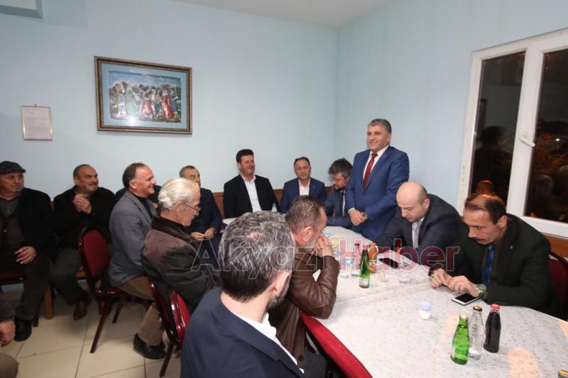 Cumhur İttifakı adayları Kandil gecesi Balbalı da vatandaşlarla buluştu