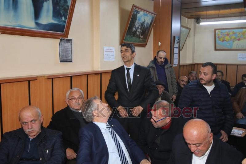 Cumhur İttifakı Adayları Yeni Camide kahvehane ziyareti yaptılar