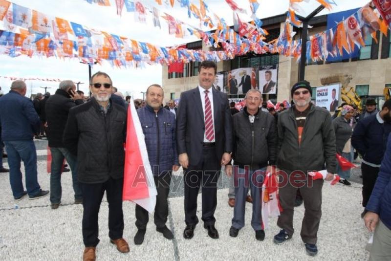 Cumhur İttifakı Akyazıda Halkla Buluşma Mitingi düzenledi