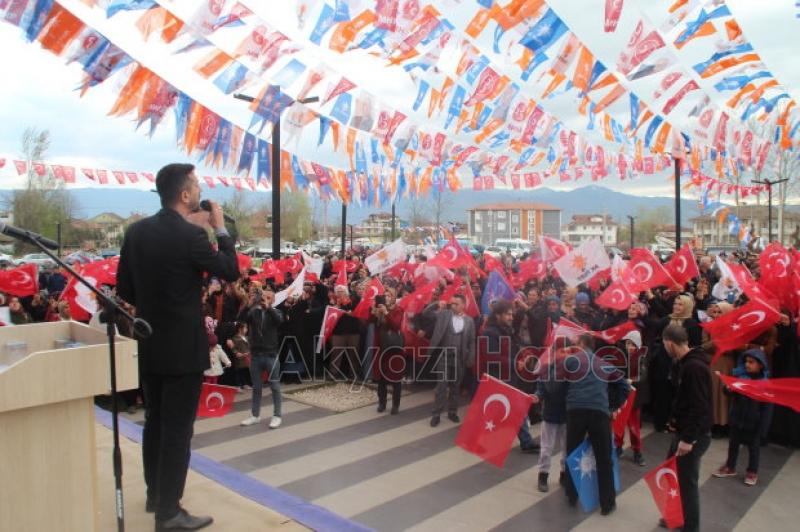 Cumhur İttifakı Akyazıda Halkla Buluşma Mitingi düzenledi