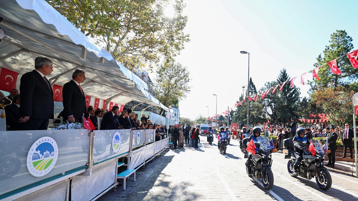 Cumhuriyet Bayramı Sakarya'da coşkuyla kutlandı